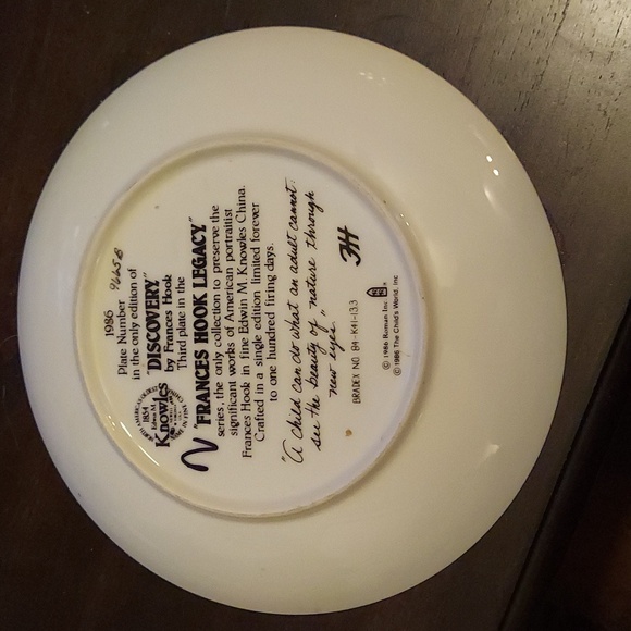 Frances Hook Legacy Series plate - Picture 4 of 5